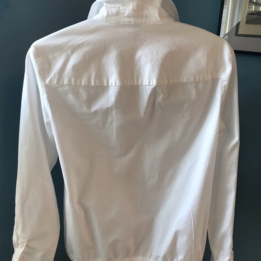 Jones of NY Signature White Blouse with waist tie. - Picture 6 of 8